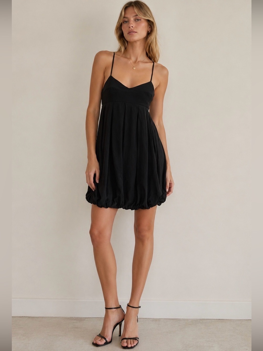 Club  Monaco Black Babydoll Silk Spaghetti Strap
Empire Waist Bubble 
Size 0